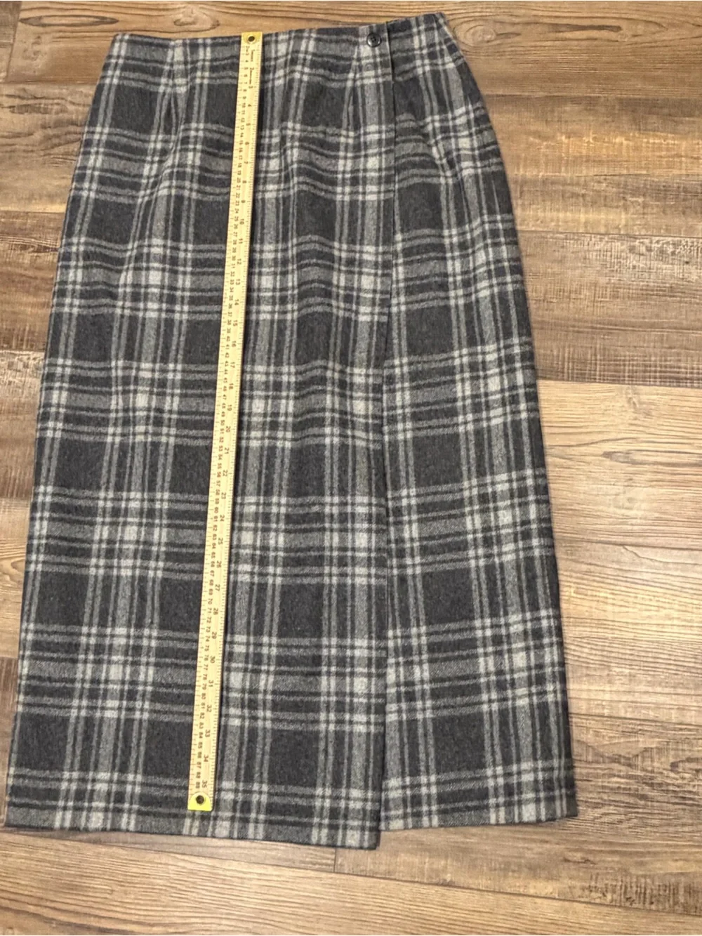 Vintage wool blend tartan grey white Plaid Wrap Midi Skirt 90’s grunge preppy
